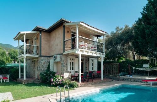 Oludeniz Villa | Aurora Holiday Villa in Ölüdeniz Fethiye