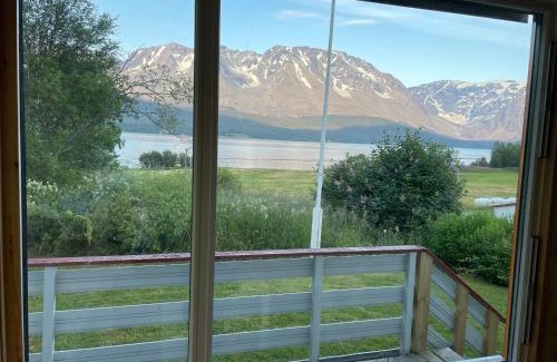 Tromso House | Aurora House under the mountain