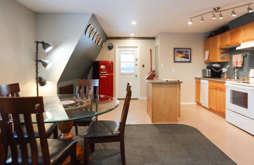 Whitehorse Apartment | Aurora Loft