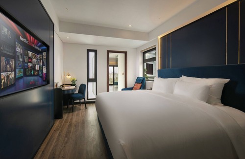 French Quarter Hotel | Aurora Oriental Hotel