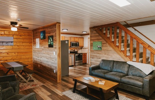 Fairbanks Cabin | Aurora Ridge Cabin | Stunning Views & Northern Lights, We cannot wait to host you during your Alaska