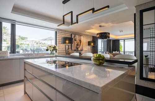 Bantry Bay Apartment | Aurum 101 by Host Agents