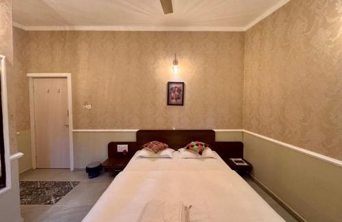 Bhilar Hotel | Aurum Meadows