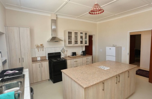 Aus Cottage | Aus Self-Catering Units