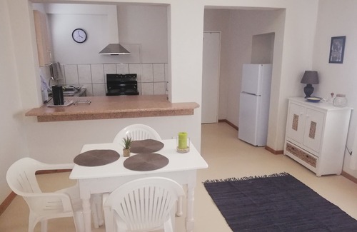 Aus Cottage | Aus Self-Catering Units