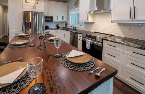 Lambton Shores Cottage | Ausable View: Free boat launch!