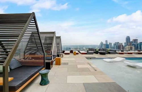 Rainey Street Historic District House | Austin Cowboy Rooftop Pool by Barclé