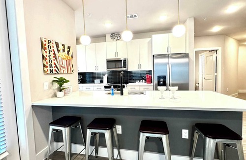 McNeil Apartment | Austin Stay w- Pool & Gym