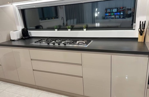 Austral House | Austral Luxury 5Br Classic Model House