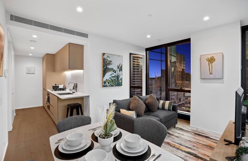 Southbank Apartment | Australia 108| Next to Crown 2B2B| Walk to CBD