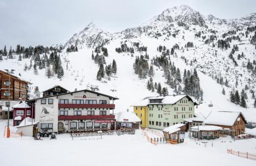 Obertauern Hotel | Austria Alpinhotel Ski IN Ski OUT an der Edelweissbahn