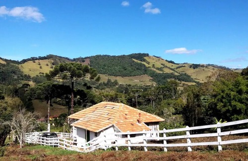 Delfim Moreira House | Autêntica Casa de Roça na Serra da Mantiqueira. Simplicidade