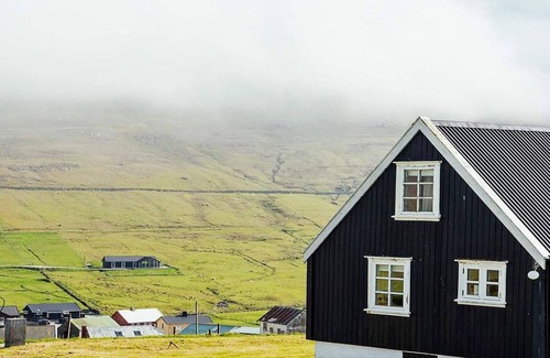 Skalavik House | Authentic 1850s Faroese House - By Traum Ferienwohnungen