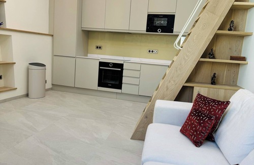 Antibes City Centre Apartment | Authentic 2-room mezzanine port d'Antibes