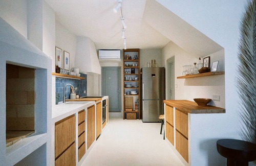 Komiza House | Authentic 4 bedroom stone house, situated in the very heart of old Komiza town