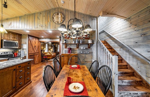 Gatlinburg - Pigeon Forge Cabin | AUTHENTIC ANTIQUE LOG CABIN LOCATED IN TIMBERIDGE COMMUNITY