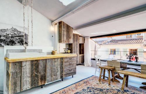 Le Suquet Apartment | Authentic charming studio In the heart of Cannes