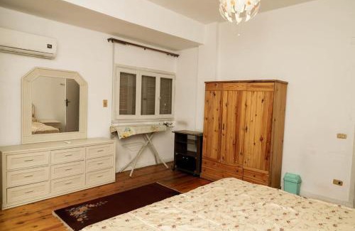 Heliopolis Apartment | Authentic Cozy Family Home with Prime Location
