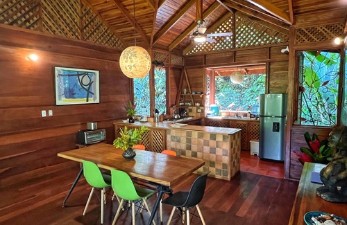 Cocles Villa | Authentic deluxe rainforest experience in a villa with private plunge pool