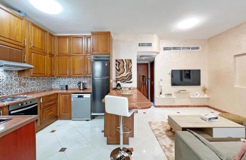 Mirdif House | Authentic Emirati Stay