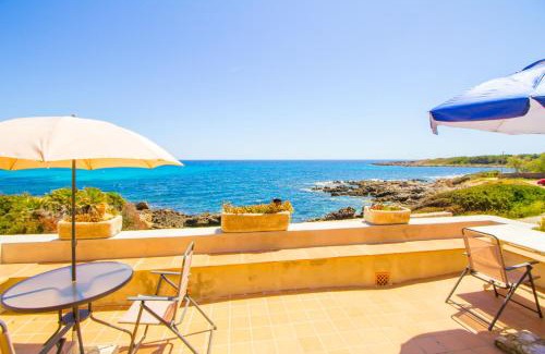 Es Carregador House | Authentic fisherman's house on the seafront