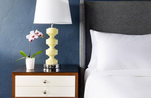Monterey House | Authentic Monterey Adventure! Pool, Free Parking, Bar, Direct Beach Access!