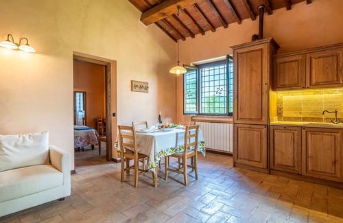Camerino House | Authentic residence in the middle of nature with pool.