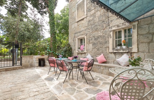 Split House | Authentic Stone Villa In The Heart Of Split, Next To Diocletian's Palace