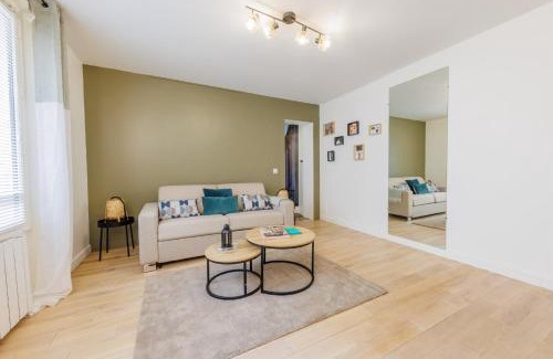 Chaillot Apartment | Authentic studio - 2P - Eiffel Tower