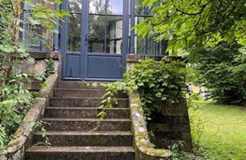 Limoges House | Authentique Petit Manoir Centre Ville Limoges