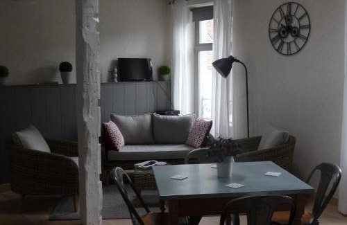 Dinant House | Autrefois chez Lina