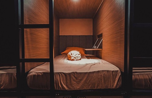 Surabaya Hotel | Autumn Living