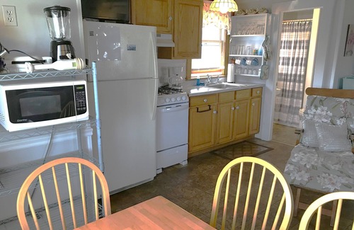 North Truro Cottage | AUTUMN ON CAPE COD - Beach Cottage - Nothing Better - Unit #4