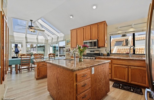 Mission Beach House | Autumn Rate Deals for Spacious North Mission Beach Home—Steps to Ocean & Bay