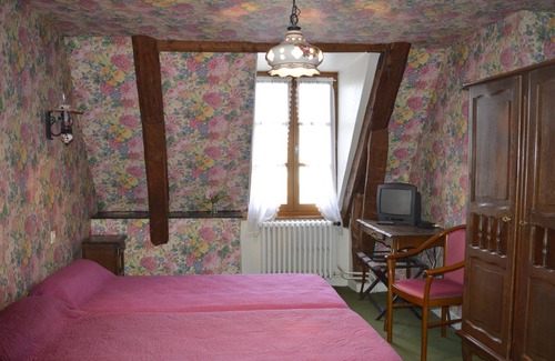 Saint-Sauves-d'Auvergne Cottage | Auvergne Sancy Cottage 06-15 pers 4km 9km La Bourboule Mont-Dore
