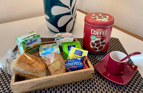 Foix Apartment | AUX 4 LOGIS Appart-hotel - Studio Le Terra - Petit déjeuner inclus 1ère nuit