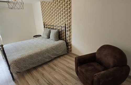 Castelnau-de-Levis House | Aux deux Marronniers Cathares