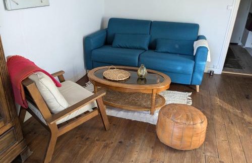 Mesnil-Val-Plage Apartment | Aux galets suspendus