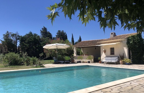 Graveson Apartment | Aux Mûriers en Provence