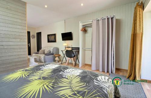 Surzur House | Aux Matins du Bonheur