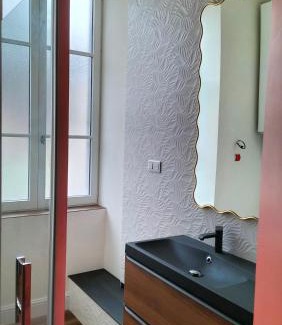 Oloron-Sainte-Marie Apartment | aux petits soins