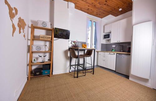 Vauban Apartment | Aux pieds de la Bonne Mère - Centre - Wifi