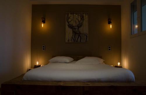 Poligny Hotel | Aux Platanes