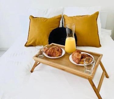 Bondy Apartment | Aux portes de Paris