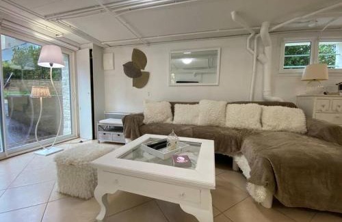 Auxerre Apartment | Aux temps modernes