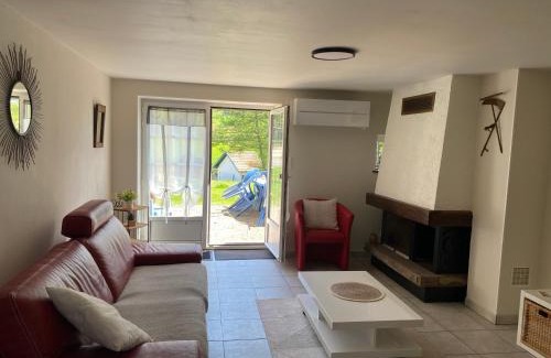 La Chapelle-devant-Bruyeres Apartment | Aux Trois Gîtes