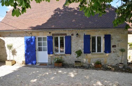 Rouffignac-Saint-Cernin-de-Reilhac House | Aux Volets Bleus Chez Mark & Sylvie
