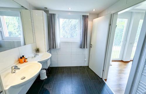 Augsdorf Apartment | Avío, 2 Bedroom, Terrace, private lake Access