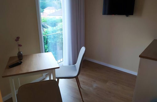 Campo de Gerez Apartment | 'Avó Custódia - Room' with Mountain View, Wi-Fi and Air Conditioning