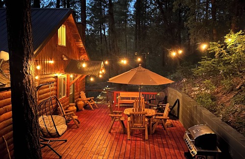 Payson Cabin | Avail Pets OK! Secluded Patio, min to Tonto National Forest! Private